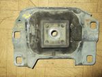 1437545 Опора КПП (подушка) левая Ford Focus 2 2005-2011