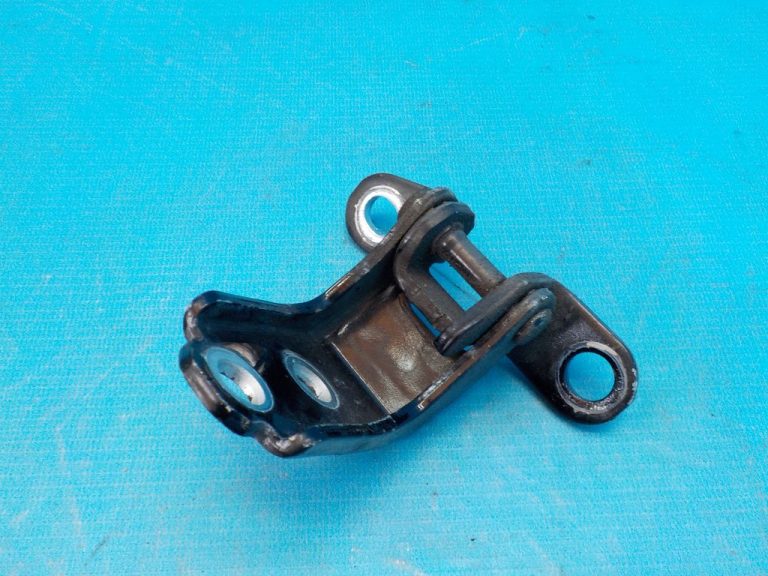 67960SLA003ZZ Петля двери задней правой Honda Accord 8 2008-2013 67960SLA003ZZ Петля двери задней правой Honda Accord 8 2008-2013