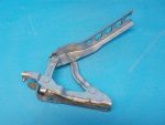 1Z0823301C Петля капота левая SKODA Octavia A5 (1Z) 2004-2013