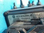 Блок ABS VOLKSWAGEN Passat B6 2005-2009 3C0614095M