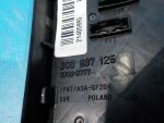 3C0937125 Блок предохранителей под капотом VOLKSWAGEN Passat B6 2005-2009