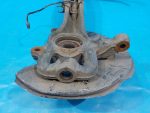 7L0407258A Поворотный кулак передний правый VOLKSWAGEN Touareg 1 (7L) 2002-2010