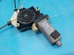 824044H010 Стеклоподъемник передний правый Hyundai Starex H1 - Grand Starex 2007-2021