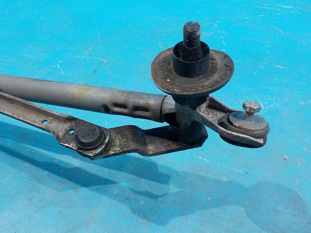 13262436 Трапеция стеклоочистителя передняя OPEL Astra J 2010-2017 13262436 Трапеция стеклоочистителя передняя OPEL Astra J 2010-2017