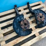 7L8407258A Поворотный кулак передний правый Audi Q7 (4L) 2005-2015