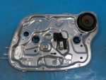 824811H000 Cтеклоподъемник передний правый KIA Ceed (ED) 2007-2012