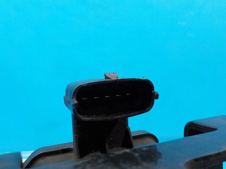 283202A400 Механизм изменения длины впускного коллектора KIA Ceed (ED) 2007-2012 283202A400 Механизм изменения длины впускного коллектора KIA Ceed (ED) 2007-2012