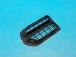 JAK000063LPO Решетка крыла переднего правого LAND ROVER Discovery 3 2004-2009
