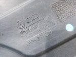 1K0825237J Пыльник двигателя центральный SKODA Octavia A5 (1Z) 2004-2013