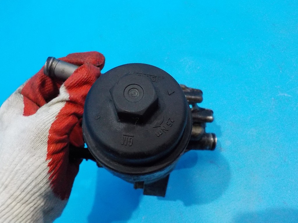 55566784 Корпус масляного фильтра OPEL Astra J GTC 2010-2017 55566784 Корпус масляного фильтра OPEL Astra J GTC 2010-2017