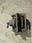 L20626980B Тормозной суппорт задний правый MAZDA CX-7 2007-2012