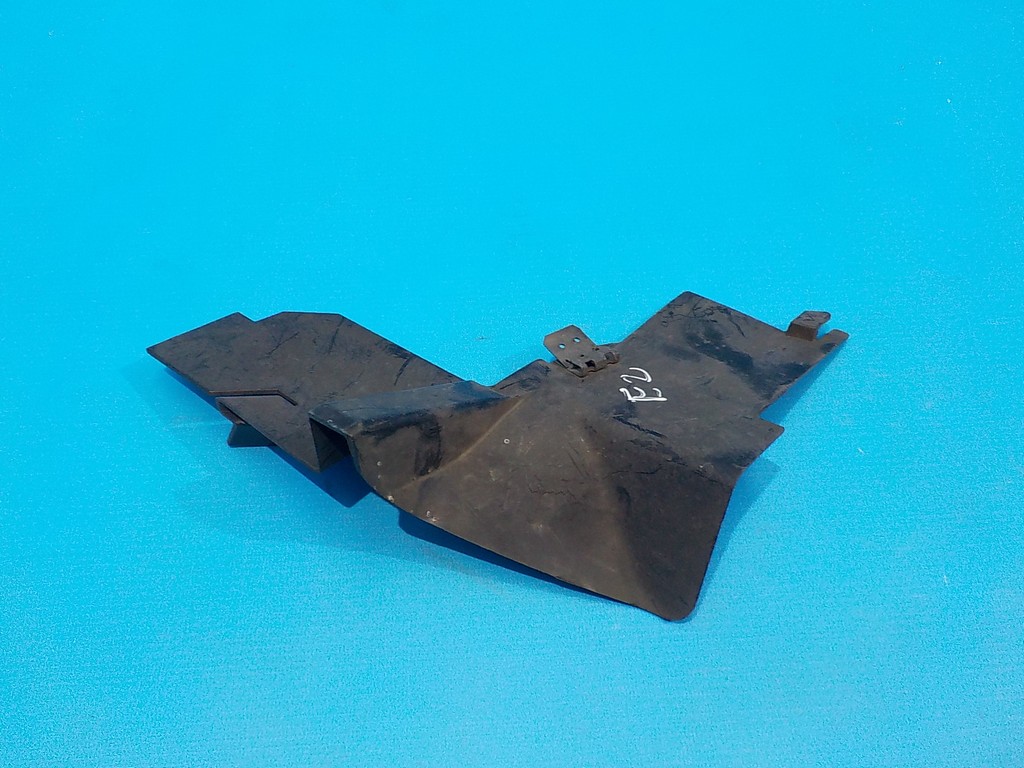 8V418327AA Воздуховод радиатора левый Ford Kuga 1 2008-2012 8V418327AA Воздуховод радиатора левый Ford Kuga 1 2008-2012