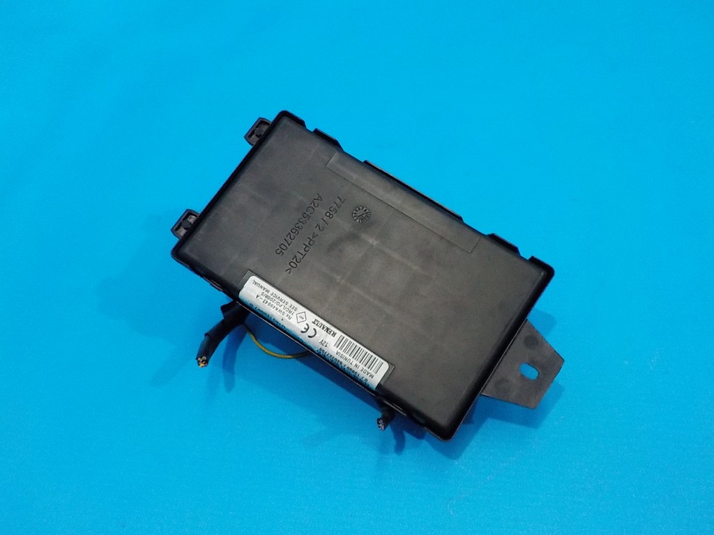 8201068829 Блок управления комфорта RENAULT Duster 1 2010-2019 8201068829 Блок управления комфорта RENAULT Duster 1 2010-2019