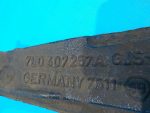 7L0407257A Поворотный кулак передний левый VOLKSWAGEN Touareg 1 (7L) 2002-2010