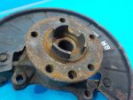 7L0407257A Поворотный кулак передний левый VOLKSWAGEN Touareg 1 (7L) 2002-2010