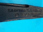 7L0407258A Поворотный кулак передний правый VOLKSWAGEN Touareg 1 (7L) 2002-2010