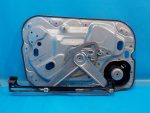 1738646 Стеклоподъемник двери передней правой Ford Kuga 1 2008-2012