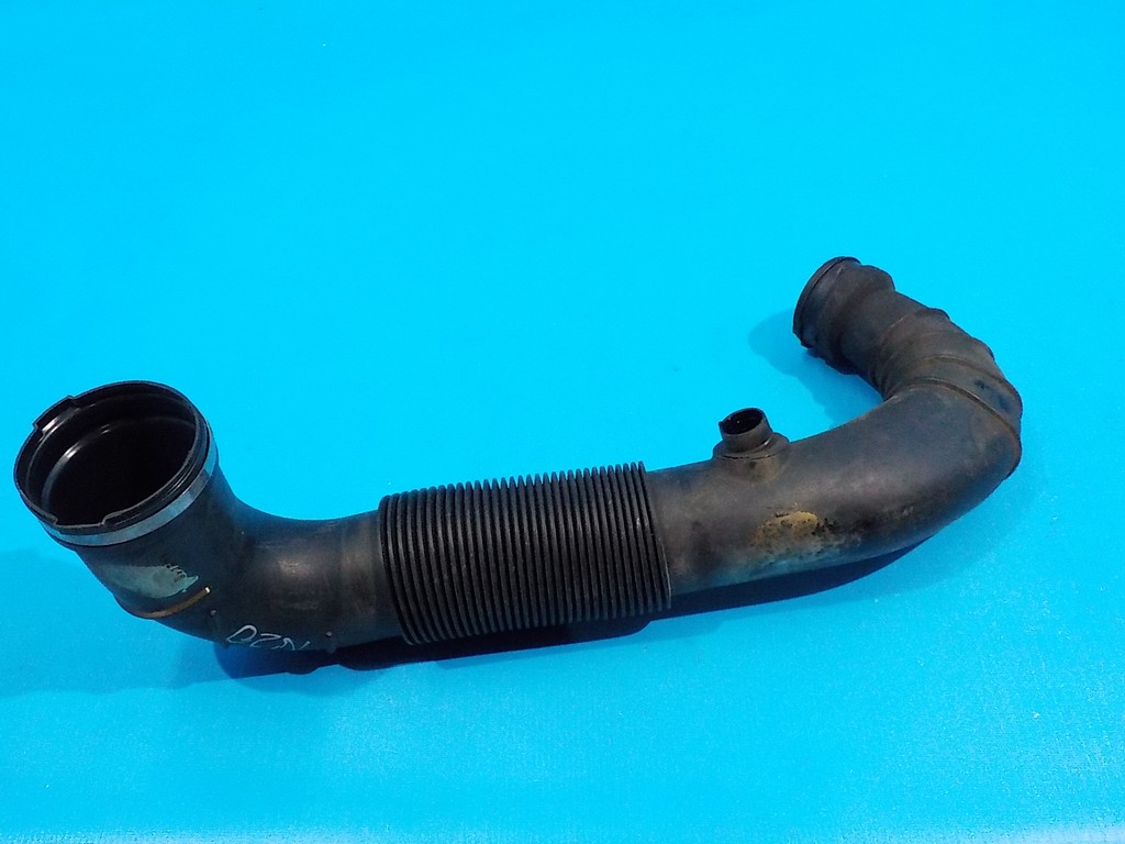 A9065281724 Патрубок воздушного фильтра MERCEDES-BENZ Sprinter (W906) 2006-2018 A9065281724 Патрубок воздушного фильтра MERCEDES-BENZ Sprinter (W906) 2006-2018