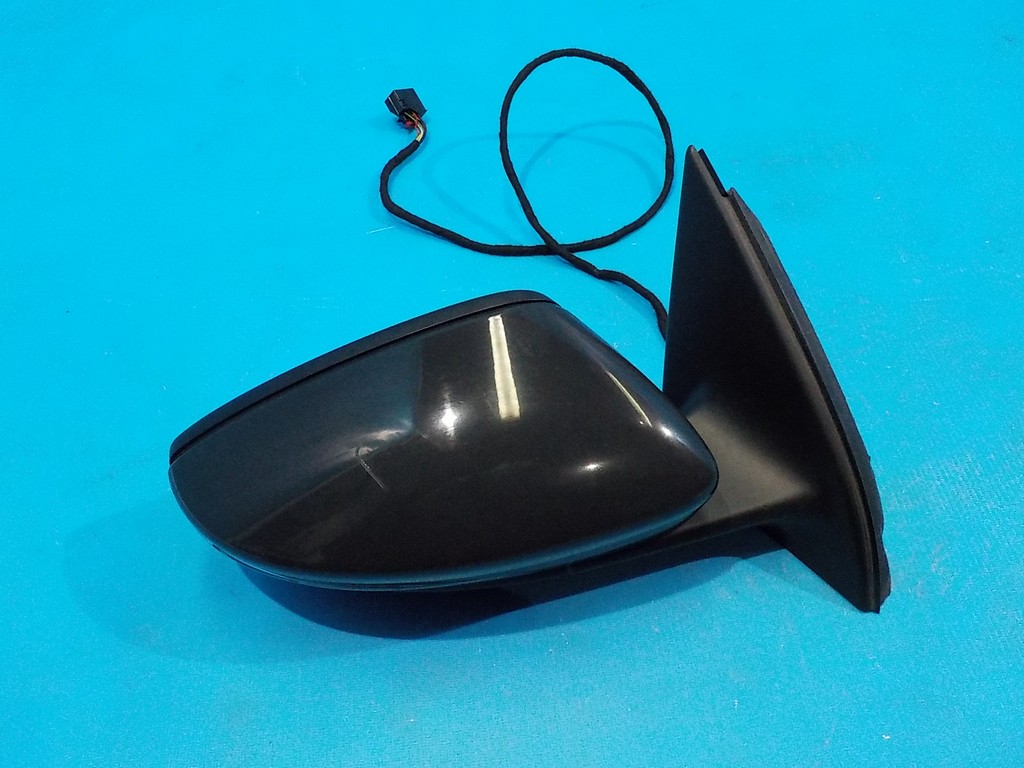 3AC857508F Зеркало заднего вида правое VOLKSWAGEN Passat B7 2011-2015 3AC857508F Зеркало заднего вида правое VOLKSWAGEN Passat B7 2011-2015