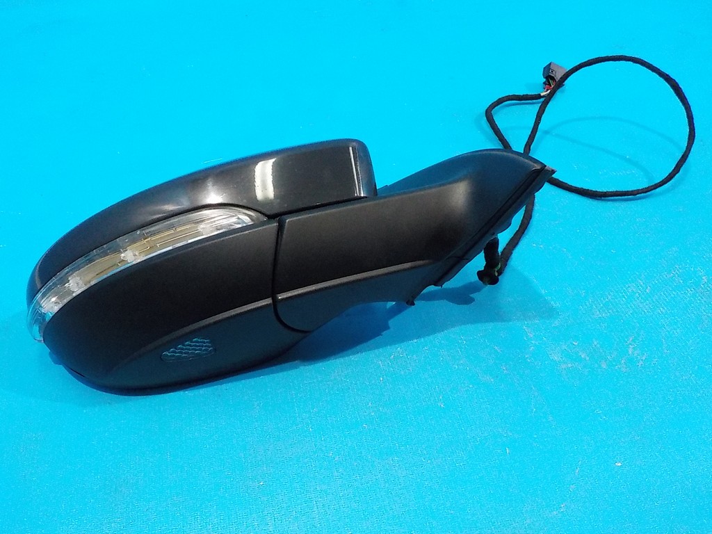 3AC857508F Зеркало заднего вида правое VOLKSWAGEN Passat B7 2011-2015 3AC857508F Зеркало заднего вида правое VOLKSWAGEN Passat B7 2011-2015