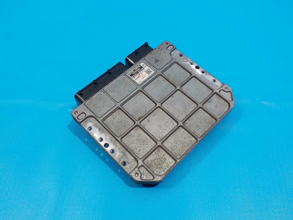 8966105C00 Блок управления двигателем TOYOTA Avensis 3 (T270) 2009-2018 8966105C00 Блок управления двигателем TOYOTA Avensis 3 (T270) 2009-2018