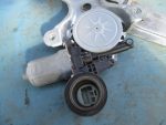 85710AE010 Моторчик стеклоподъемника задний левый Camry V40 2006-2011 TOYOTA 