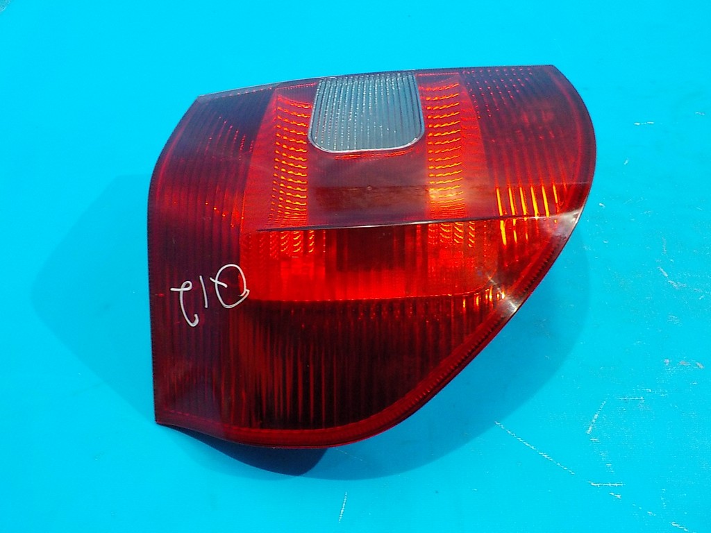 5L0945111 Фонарь задний левый SKODA Yeti 2009-2018 5L0945111 Фонарь задний левый SKODA Yeti 2009-2018