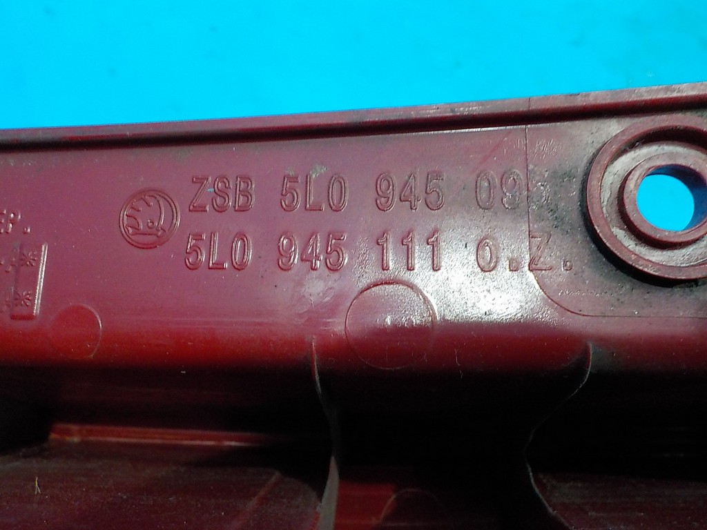 5L0945111 Фонарь задний левый SKODA Yeti 2009-2018 5L0945111 Фонарь задний левый SKODA Yeti 2009-2018