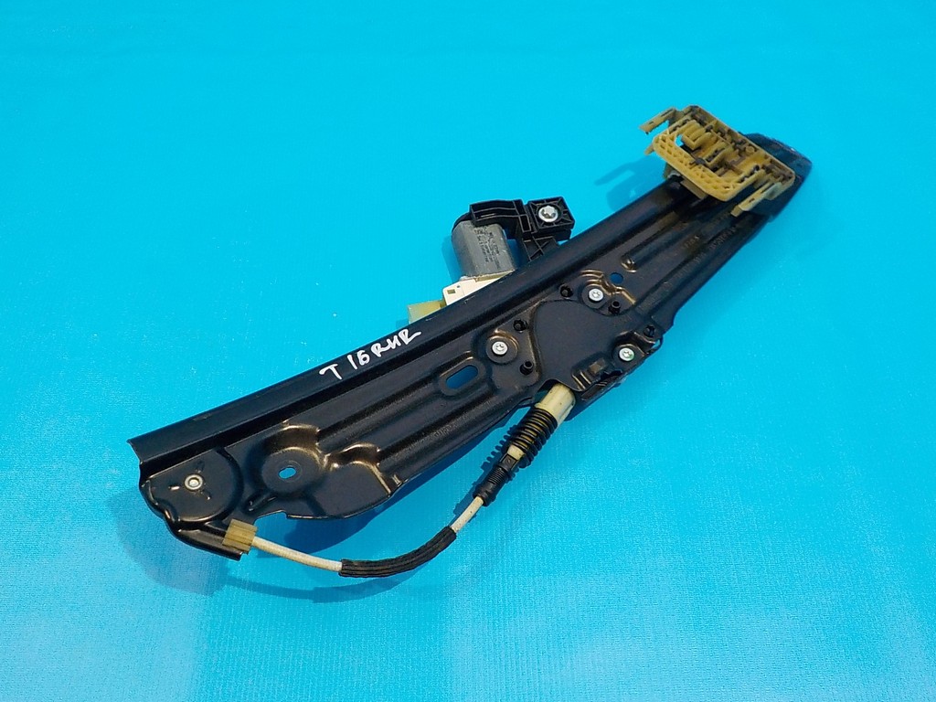 51357182614 Стеклоподъемник задний правый BMW 5-серия F10/F11 2009-2016 51357182614 Стеклоподъемник задний правый BMW 5-серия F10/F11 2009-2016