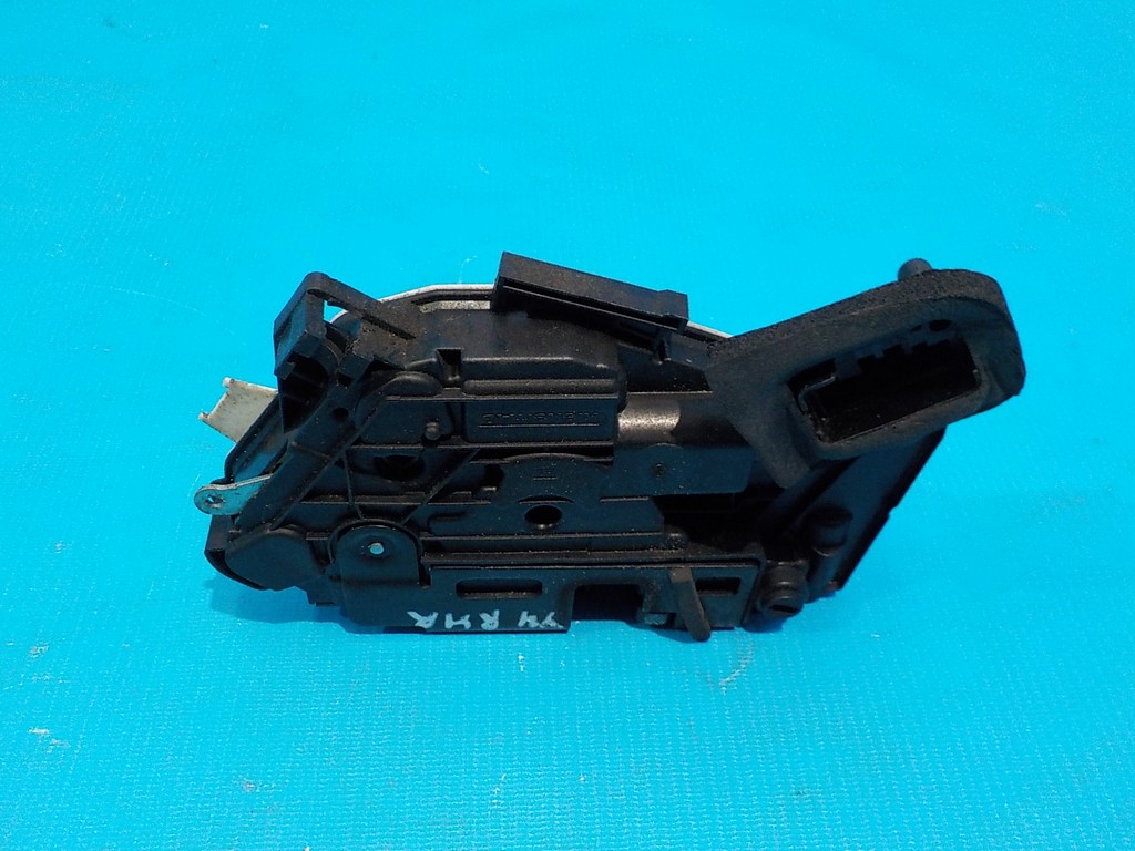 5E0839016 Замок двери задней правой SKODA Rapid 2013-2020 5E0839016 Замок двери задней правой SKODA Rapid 2013-2020