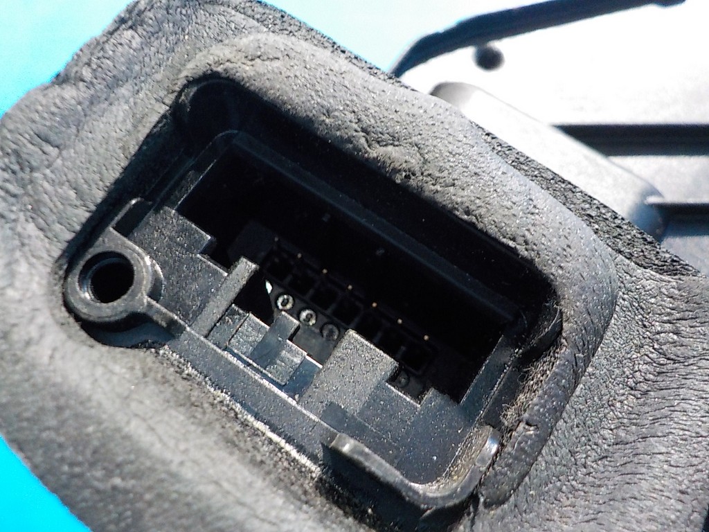 5E0839016 Замок двери задней правой SKODA Rapid 2013-2020 5E0839016 Замок двери задней правой SKODA Rapid 2013-2020