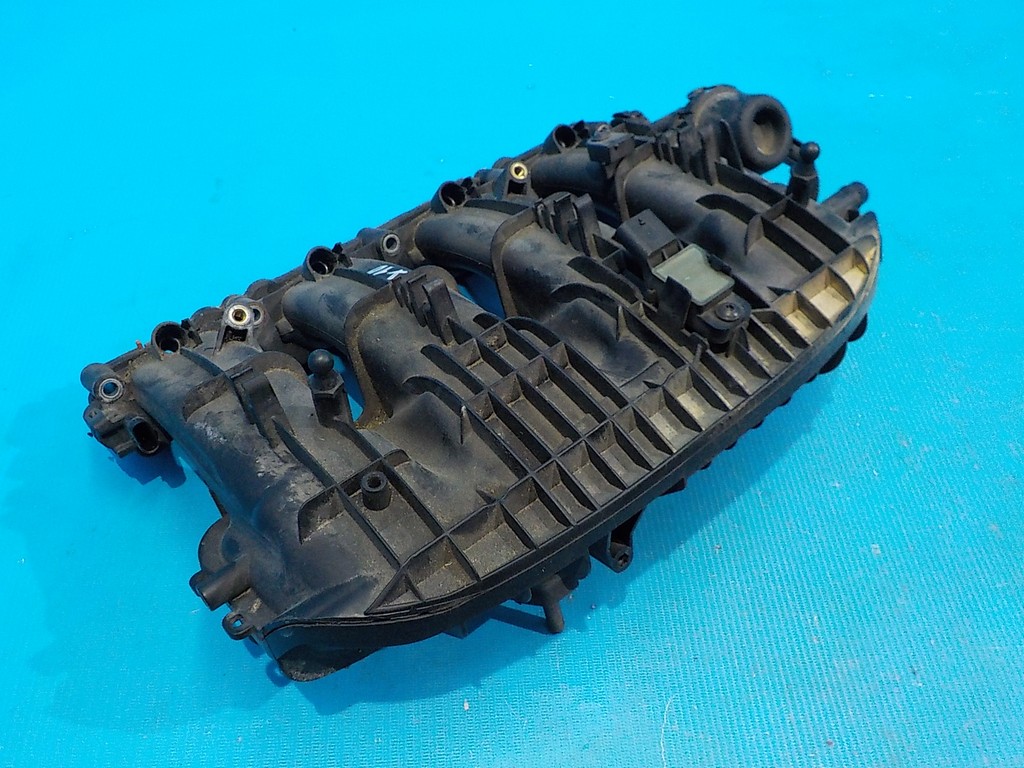 06K133201R Впускной коллектор Audi A4 (B8) 2007-2015 06K133201R Впускной коллектор Audi A4 (B8) 2007-2015