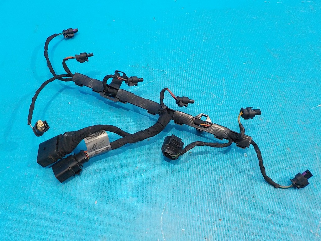 06L971627E Проводка топливных форсунок Audi A4 (B8) 2007-2015 06L971627E Проводка топливных форсунок Audi A4 (B8) 2007-2015