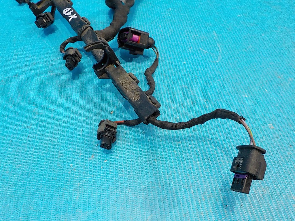 06L971627E Проводка топливных форсунок Audi A4 (B8) 2007-2015 06L971627E Проводка топливных форсунок Audi A4 (B8) 2007-2015