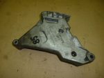 03G199207F Кронштейн опоры двигателя правый Jetta 2005-2011 VOLKSWAGEN 