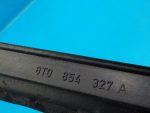 8T0854327A Молдинг лобового стекла (пара) Audi A5 (8T) 2008-2016