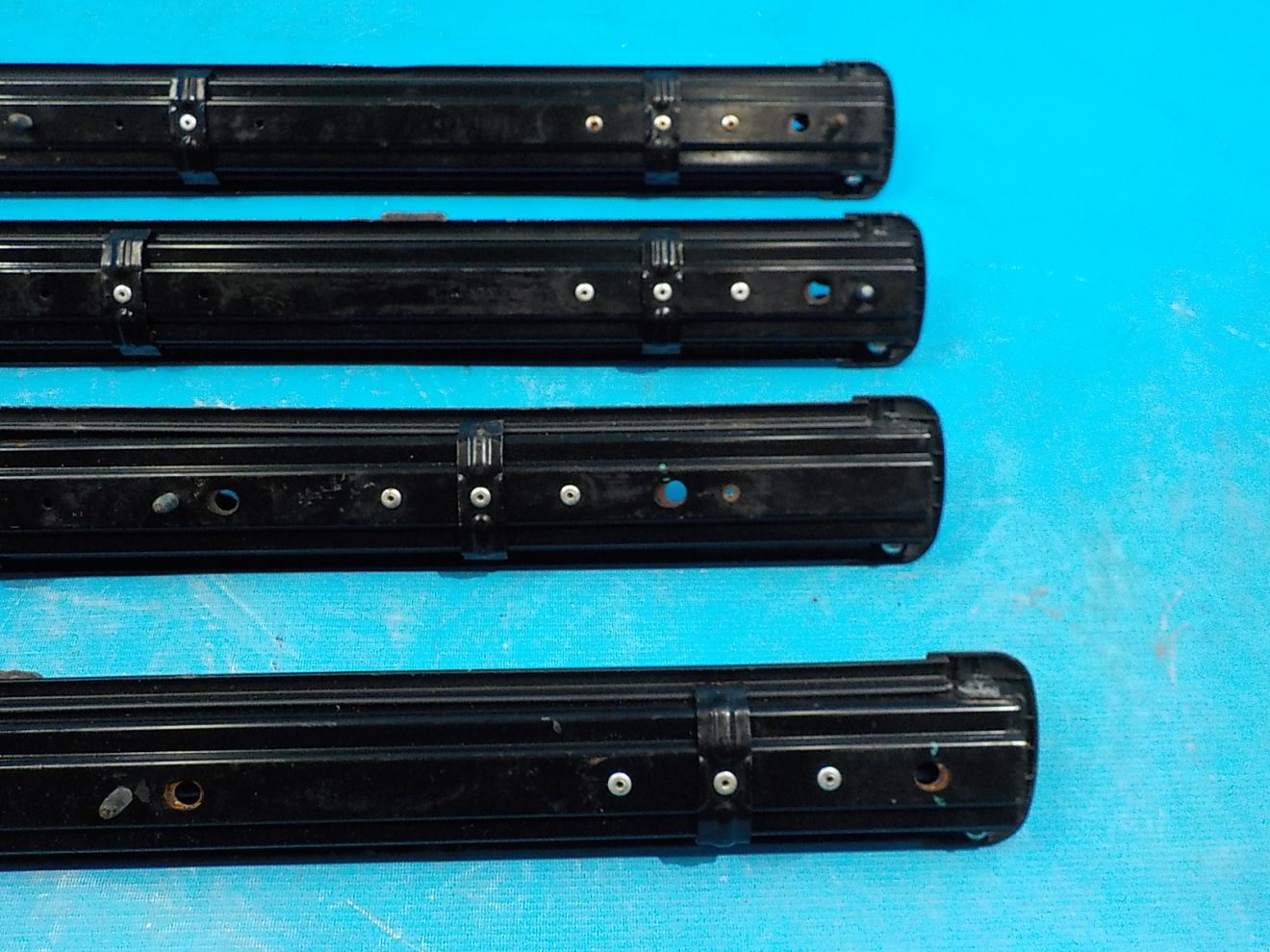 895204H072WK Салазки сиденья (комплект) Hyundai Starex H1 - Grand Starex 2007-2021 895204H072WK Салазки сиденья (комплект) Hyundai Starex H1 - Grand Starex 2007-2021