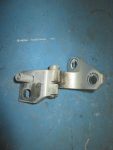 1J0831401E Петля двери передней левой верхняя VOLKSWAGEN Golf 5 2003-2009