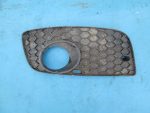 1K0853666E9B9 Решетка переднего бампера правая Jetta 2005-2011 VOLKSWAGEN 