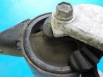 1161079J00 Опора двигателя (подушка) правая SUZUKI SX4 2006-2013