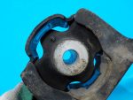 1236128230 Опора двигателя (подушка) передняя TOYOTA Rav 4 III (ACA30) 2006-2013
