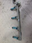 2381428030 Топливная рампа TOYOTA Rav 4 II 2000-2005