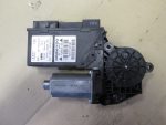 8E1959802E Моторчик стеклоподъемника передний правый Audi A4 (B7) 2005-2007