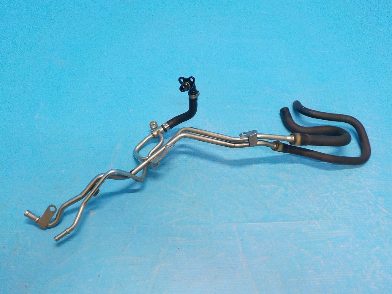 A6510701235 Трубка топливная MERCEDES-BENZ GLC (X253) 2015- A6510701235 Трубка топливная MERCEDES-BENZ GLC (X253) 2015-