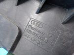 8T0805608B Кронштейн фары правой Audi A5 (8T) 2008-2016