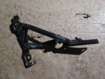 BBM452710A Петля крышки багажника правая Mazda 3 (BL) 2009- MAZDA 