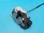 13579519 Замок двери передней правой OPEL Astra J GTC 2010-2017