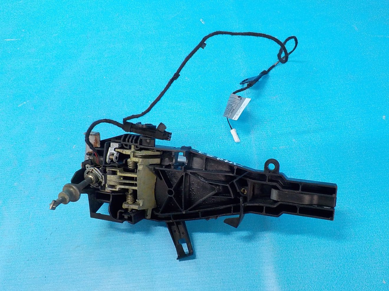 51217207562 Ручка двери передняя правая BMW X5 E70 2007-2013 51217207562 Ручка двери передняя правая BMW X5 E70 2007-2013