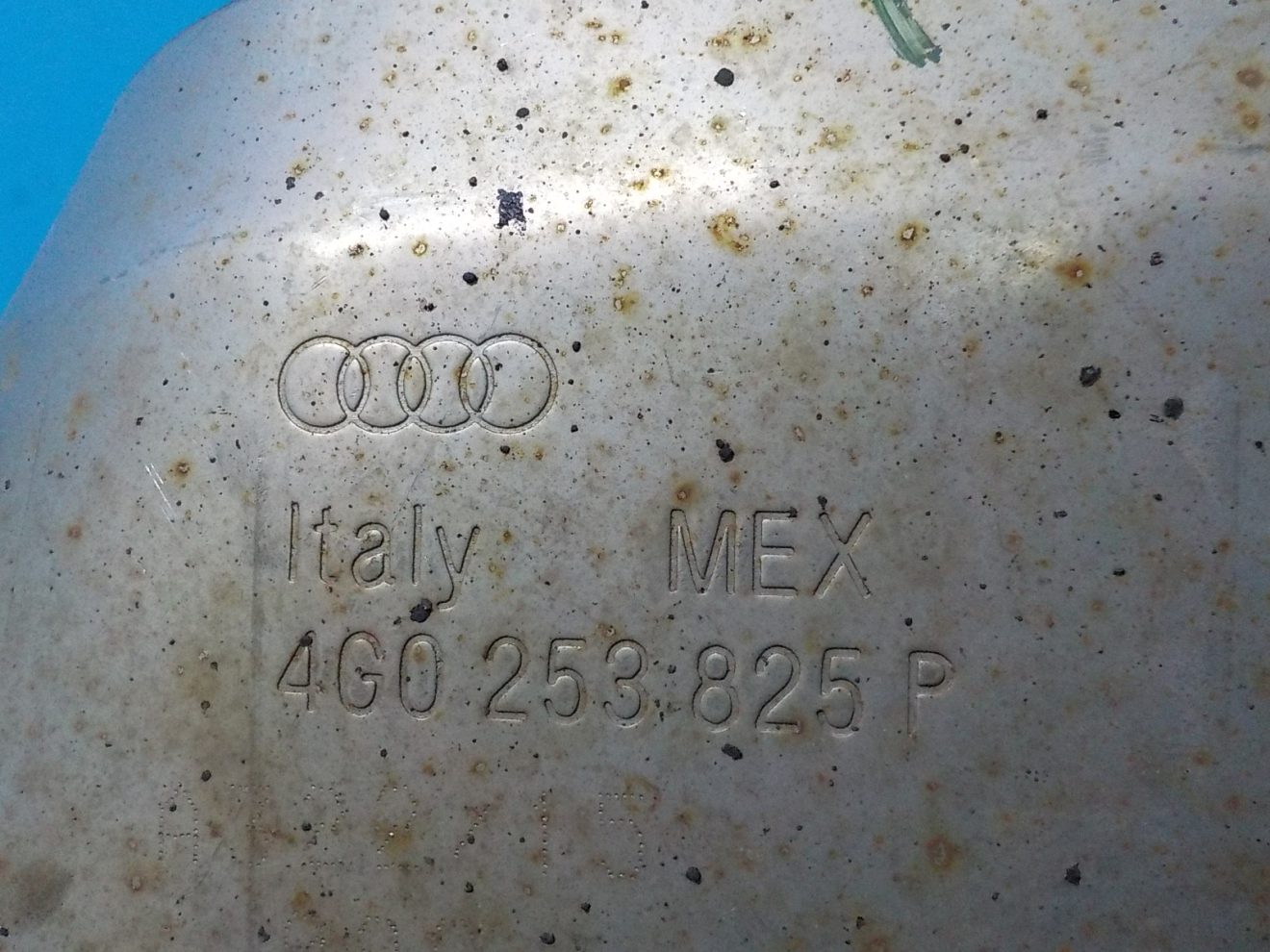 4G0253825N Насадка на глушитель (комплект) Audi A6 (C7) 2011-2018 4G0253825N Насадка на глушитель (комплект) Audi A6 (C7) 2011-2018