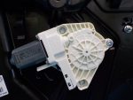 7P6837461B Стеклоподъемник передний левый VOLKSWAGEN Touareg 2 NF 2010-2018